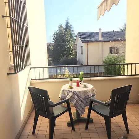 Venetian House *